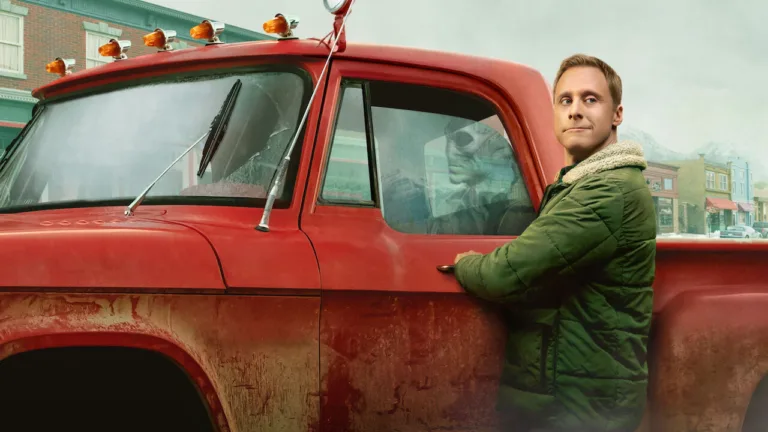 Resident Alien : la saison 3 cartonne déjà sur Netflix depuis son arrivée le 1er juillet