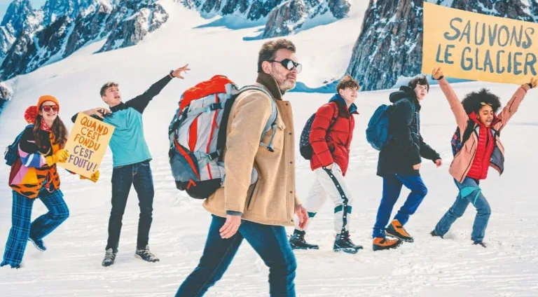 Les Têtes givrées arrive sur Netflix le 8 août : Clovis Cornillac entraîne ses élèves au cœur d’un glacier