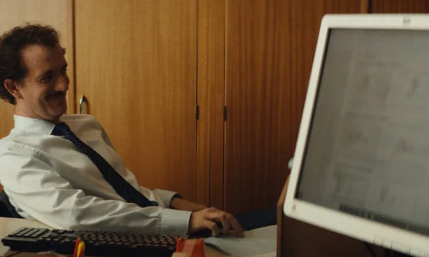 Bonne conduite : Laure Calamy vire à la comédie noire meurtrière sur Netflix