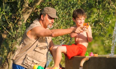 Avis de mistral : les vacances provençales de Jean Reno arrivent sur Netflix