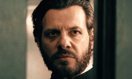 Un Bon Avocat sur Netflix : Laurent Lafitte en ténor du barreau à la dérive, présenté à Venise