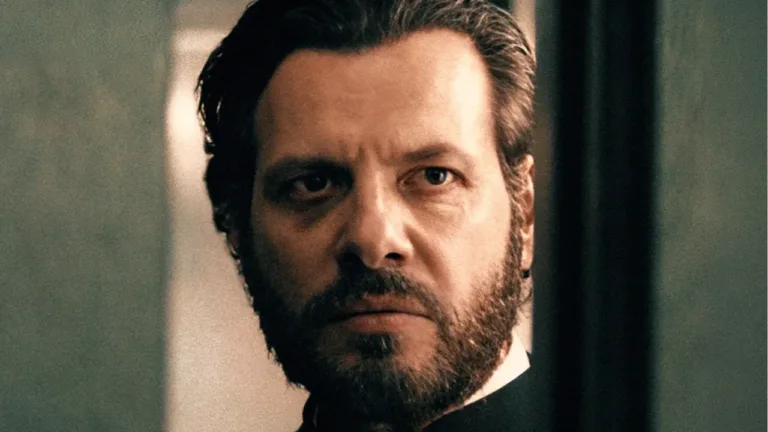 Un Bon Avocat sur Netflix : Laurent Lafitte en ténor du barreau à la dérive, présenté à Venise