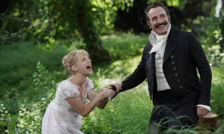 Le retour du héros : Jean Dujardin et Mélanie Laurent en duel de comédie, bientôt sur Netflix