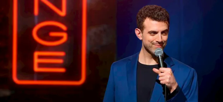 Sam Morril: Incorrect sur Netflix : le nouveau spectacle d’humour de l’Américain arrive le 29 septembre