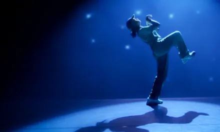L’envers du sport : Netflix raconte Raygun, la breakdanseuse virale des JO de Paris 2024