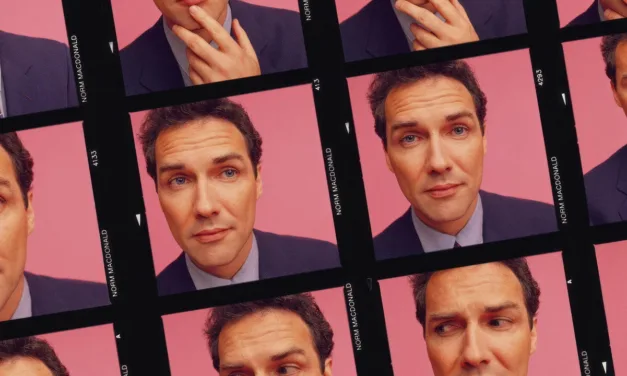 Judd Apatow derrière Norm Macdonald : une vie pas si normale, disponible sur Netflix