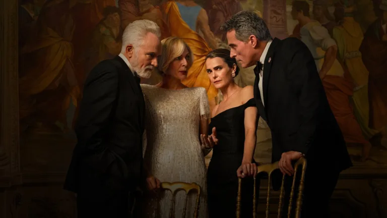 Keri Russell dans le rôle de Kate Wyler dans La Diplomate, renouvelée pour une saison 5 sur Netflix