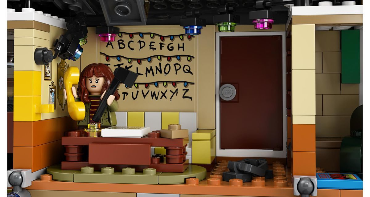 Lego étend son univers à celui de Stranger Things dans une collab’ renversante ! (Netflix)