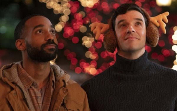 que souffle la romance netflix 600x375 - Que souffle la romance : la première comédie romantique de Noël gay débarque sur Netflix en décembre
