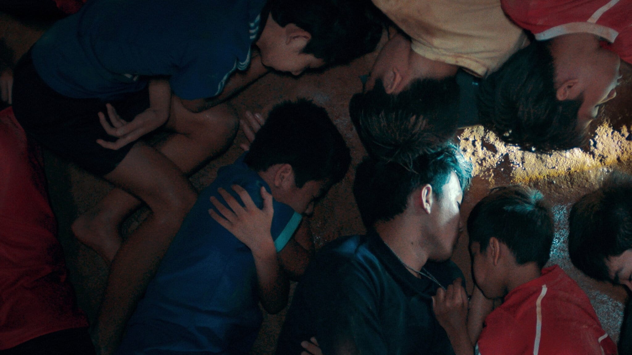 les 13 rescapés netflix - Les 13 rescapés : notre enfer dans la grotte : Netflix revient sur le fait divers thaïlandais de 2018 dans un documentaire captivant