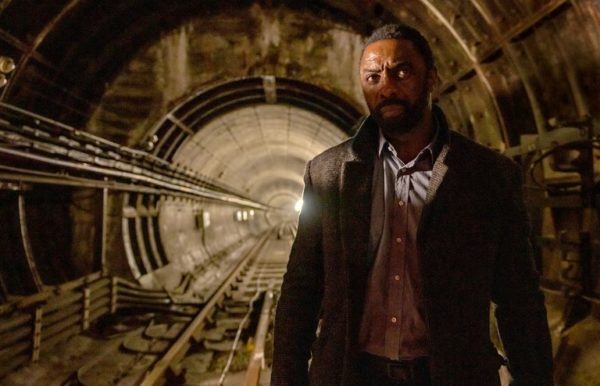 luther netflix film mars 600x386 - Luther : on sait quand sortira le film avec Idris Elba sur Netflix ! (Date de diffusion)