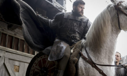 Seven Kings Must Die (Film) : la suite de “The Last Kingdom” arrive en avril sur Netflix ! (+ avis)